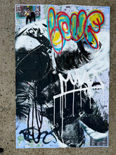 Lade das Bild in den Galerie-Viewer, Astronaut On NYC Map
