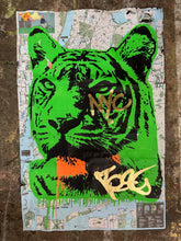 Lade das Bild in den Galerie-Viewer, A Saint With Claws - OUCH TIGER
