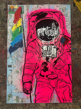 Charger l&#39;image dans la galerie, Astronaute gay
